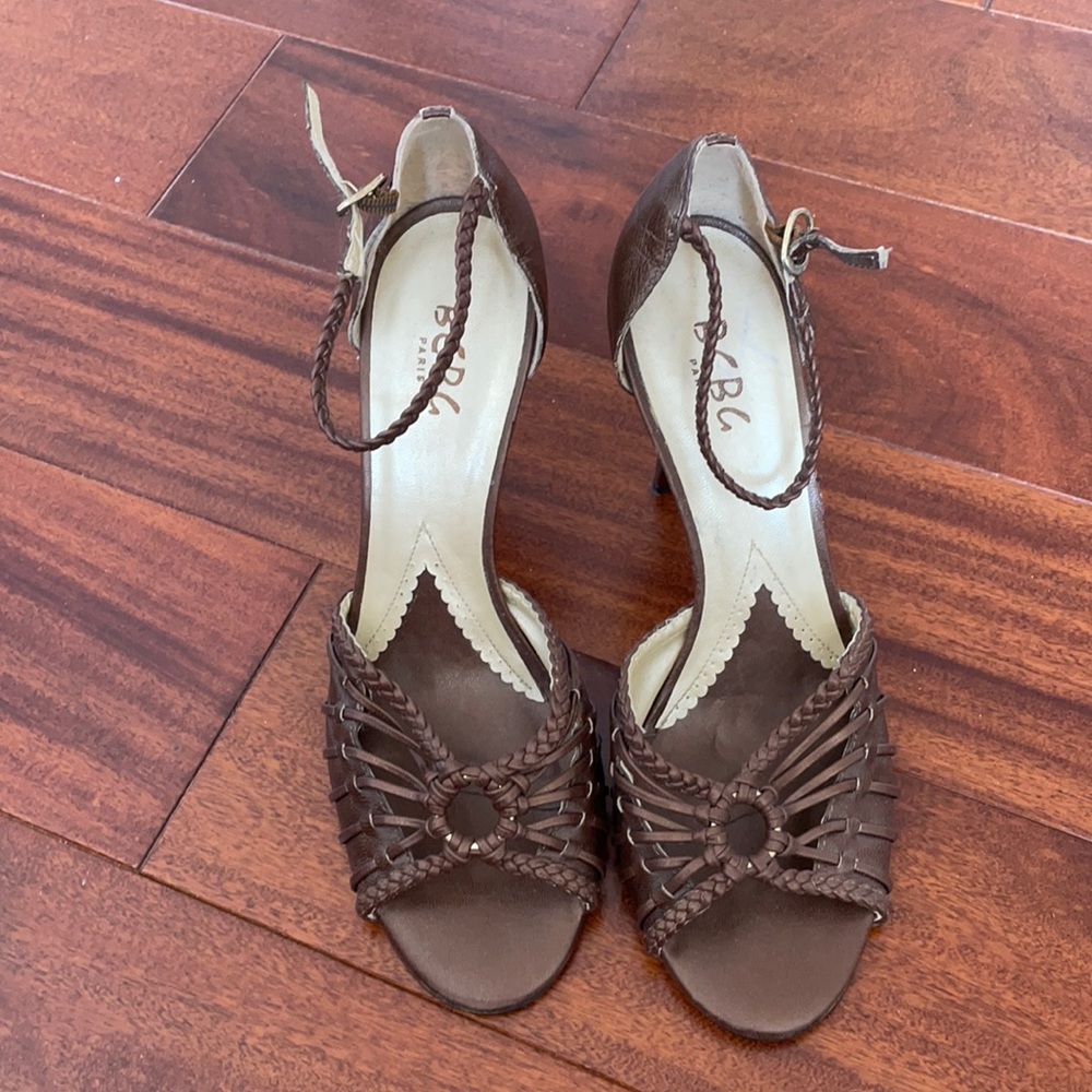 BCBG shoes